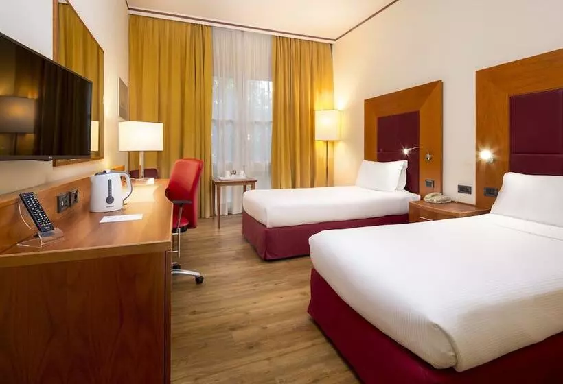 身障者適用スタンダードルーム, Crowne Plaza Venice East, An Ihg