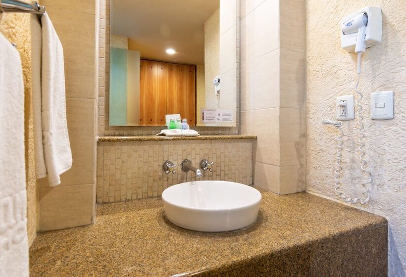 غرفة تنفيذية, Flamingo Inn