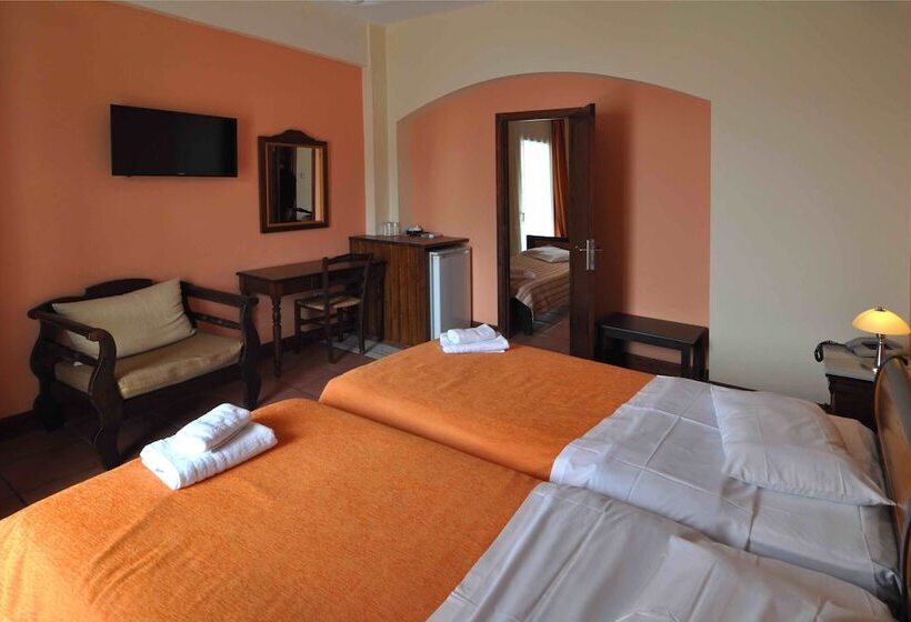 سوییت خانوادگی, Golden View