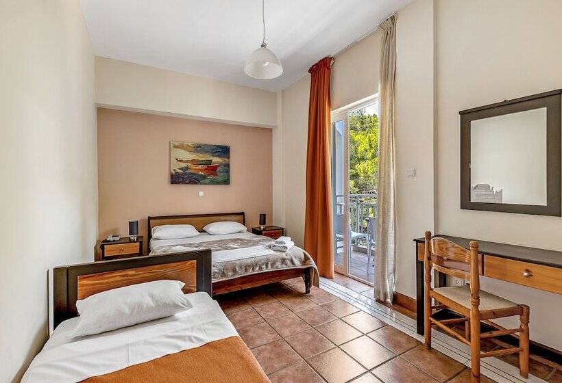 اتاق استاندارد با چشمانداز کوهستان, Golden View