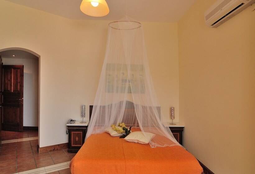 اتاق سوپریور با چشمانداز دریا, Golden View