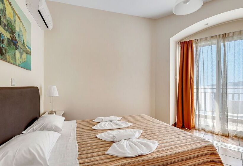 اتاق سوپریور با چشمانداز دریا, Golden View