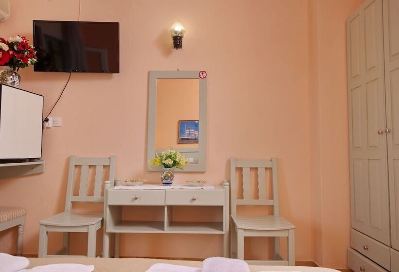 اتاق استاندارد با چشم‌انداز دریا, Haravgi