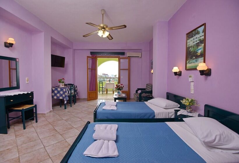 استودیوی استاندارد با چشم‌انداز دریا, Haravgi