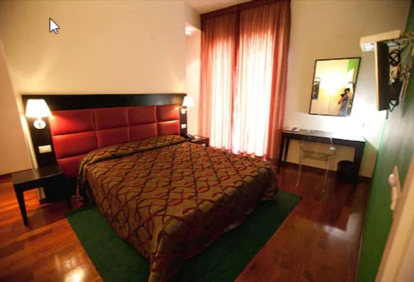 スタンダードルーム, La Chicca Palace