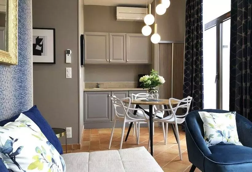 Sviitti, Les Suites   Domaine De Crécy