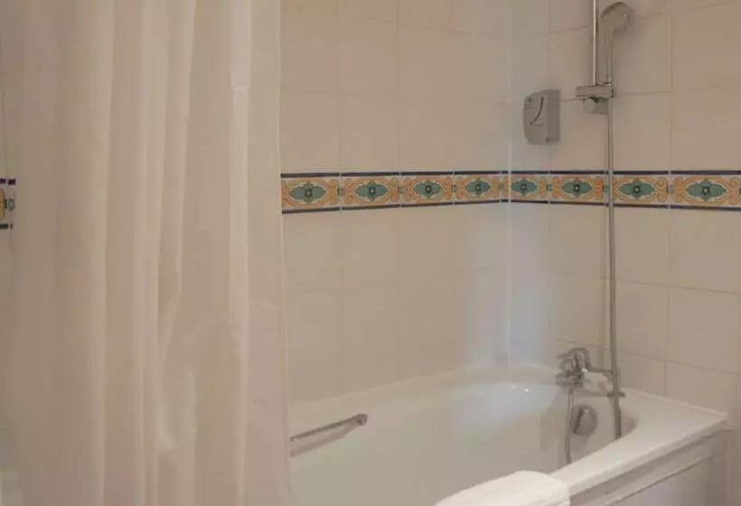 Suite with Terrace, Les Suites   Domaine De Crécy