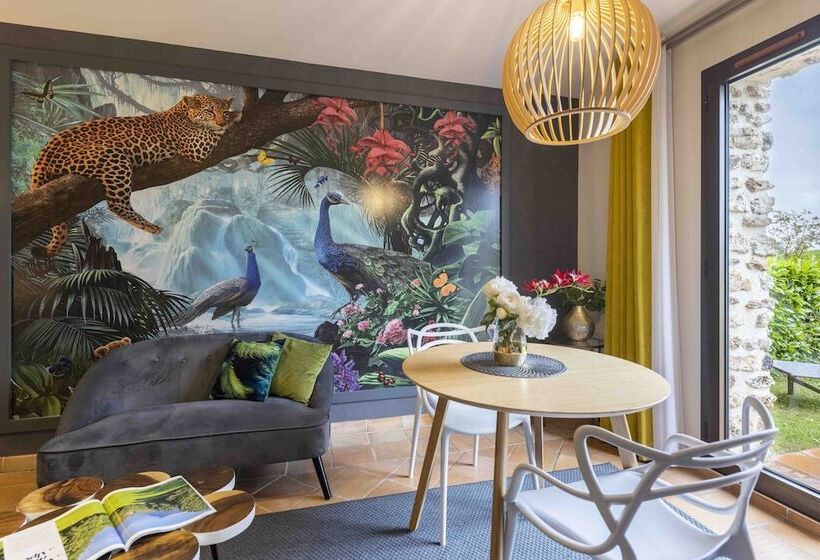 Люкс с Террасой, Les Suites Domaine De Crécy