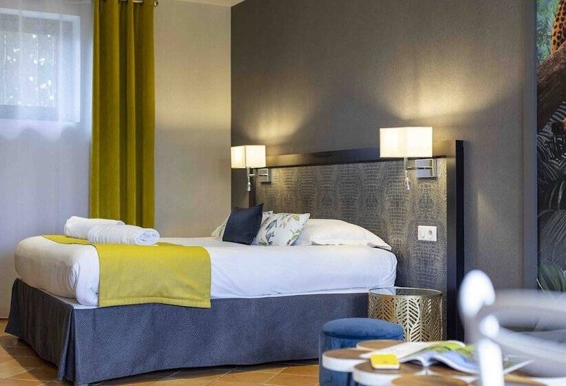 Люкс с Террасой, Les Suites Domaine De Crécy