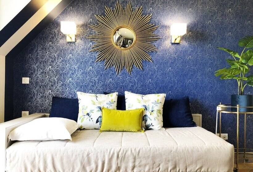 Люкс, Les Suites Domaine De Crécy