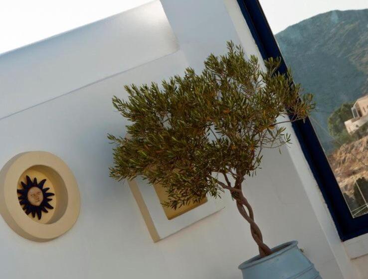 اتاق استاندارد سه نفره, Lofos Village