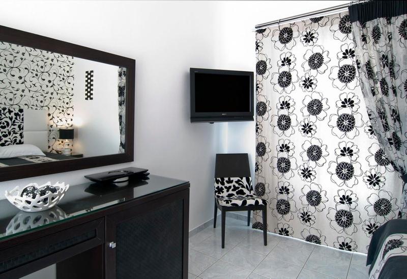 اتاق لوکس با تراس, Lofos Village