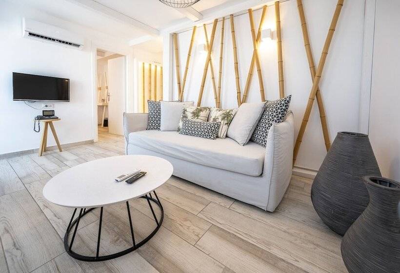 جناح, Smy Mediterranean White Santorini