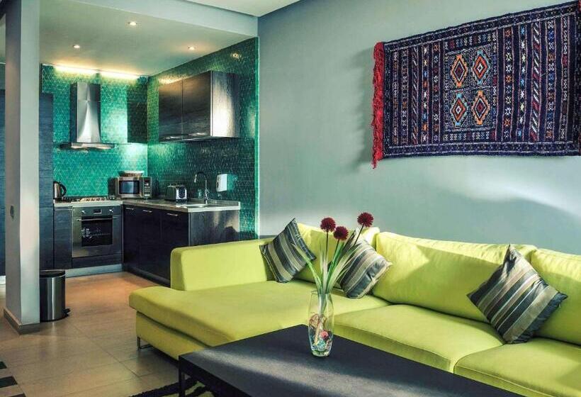 استودیوی استاندارد, Mercure Nador Rif