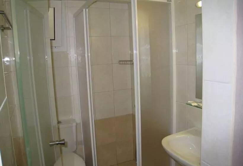 اتاق استاندارد, Nafsika