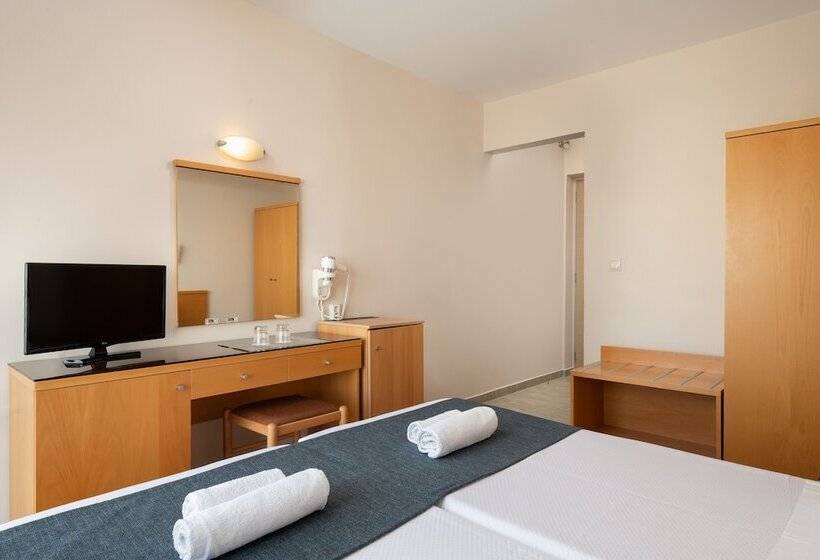 חדר סטנדרט, Nafsika