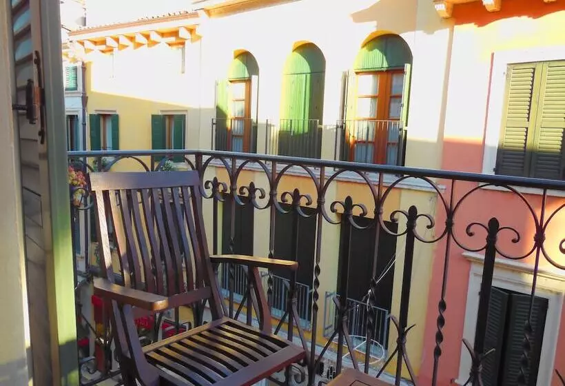 سوییت, Palazzo Ai Capitani