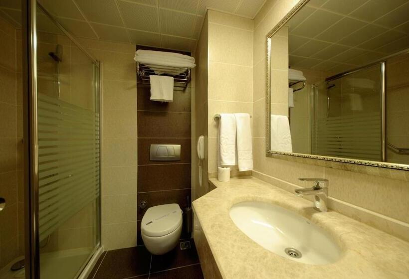 غرفة قياسية إطلالة جانبية علي البحر, Pasa Beach Hotel   All Inclusive