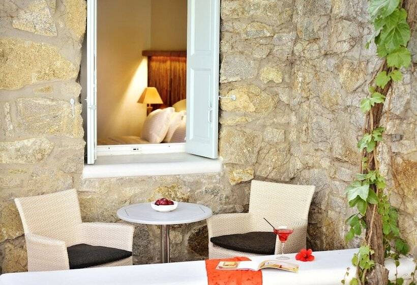 سوییت سوپریور, Petinos