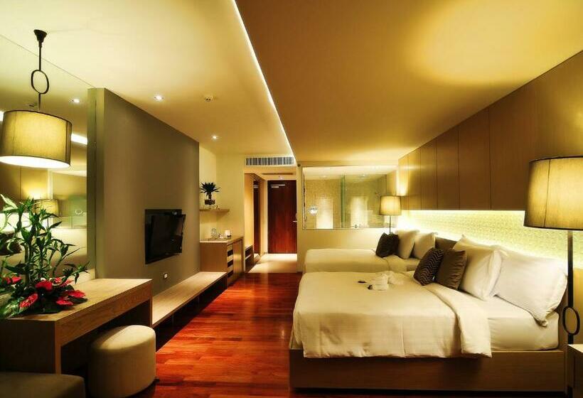 Quarto Deluxe Vista Piscina, Phuket Graceland Resort and Spa