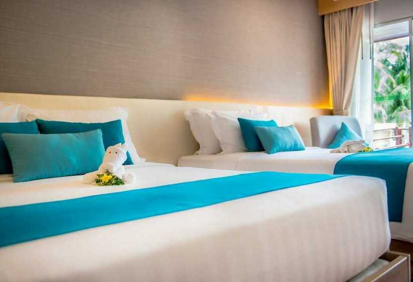 Quarto Deluxe Vista Piscina, Phuket Graceland Resort and Spa