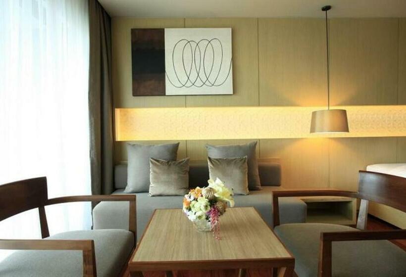 Quarto Deluxe, Phuket Graceland Resort and Spa