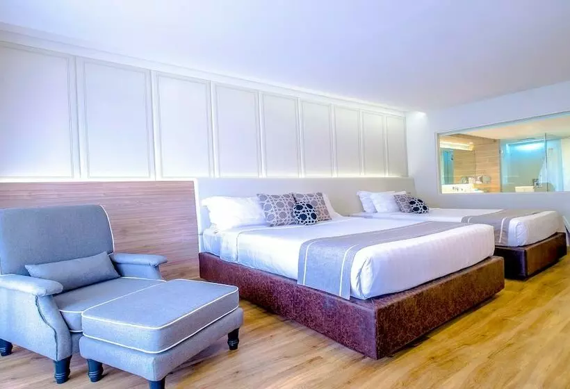 اتاق لوکس, Phuket Graceland Resort and Spa