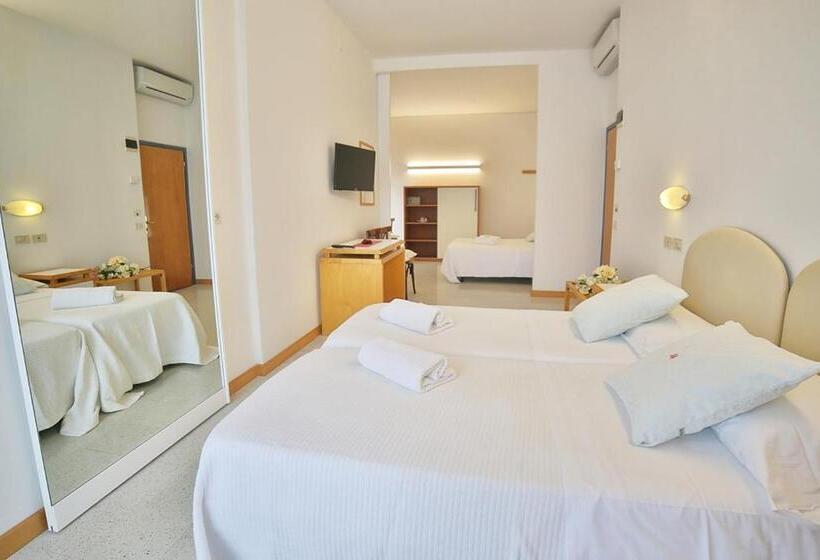 غرفة سوبيريور عائلية, Pinocchio