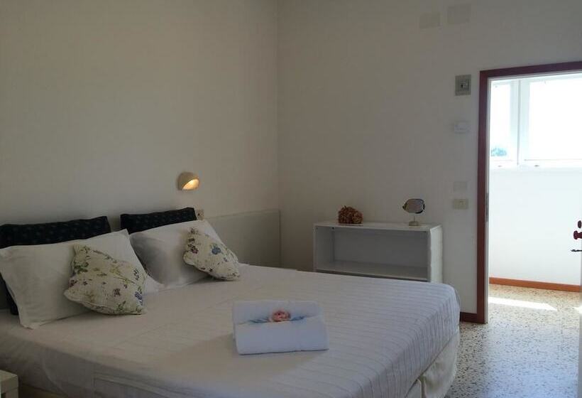 غرفة قياسية, Pinocchio