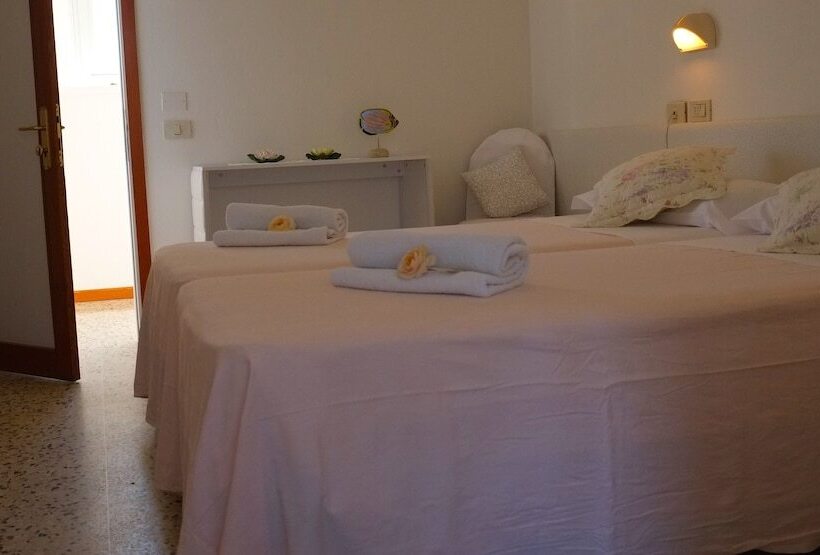 غرفة قياسية, Pinocchio