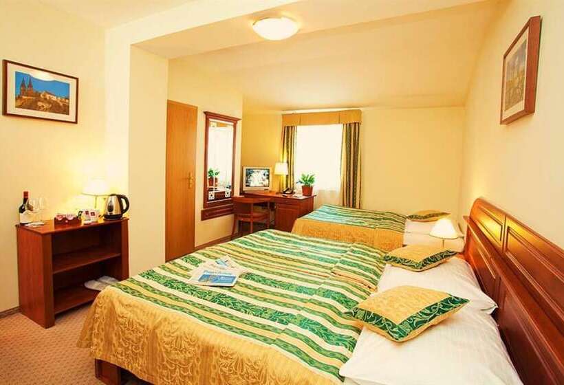 غرفة قياسية ثلاثية, U Divadla   Czech Leading Hotels