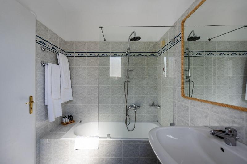 غرفة قياسية متصلة, Parosland