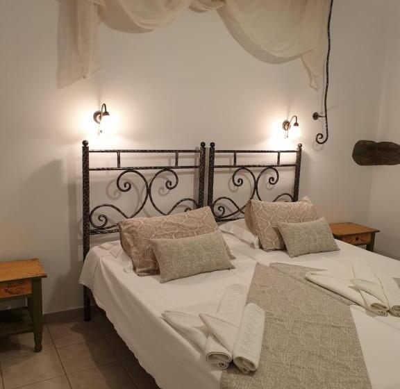 غرفة قياسية مطلّة علي البحر مزوَّدة بشُرفة, Sifnos Hotel Benaki