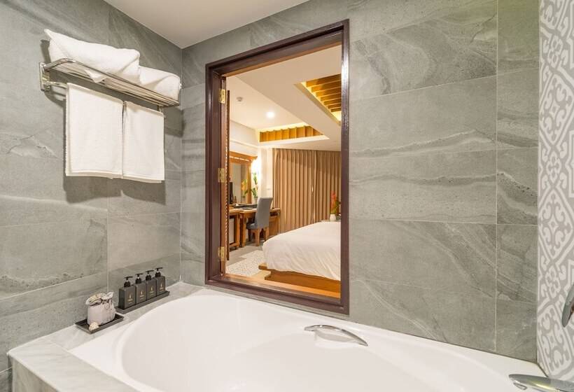 اتاق لوکس, Aonang Princeville Villa Resort & Spa   Gha Wellhotel Halal Certified, Krabi, Thailand