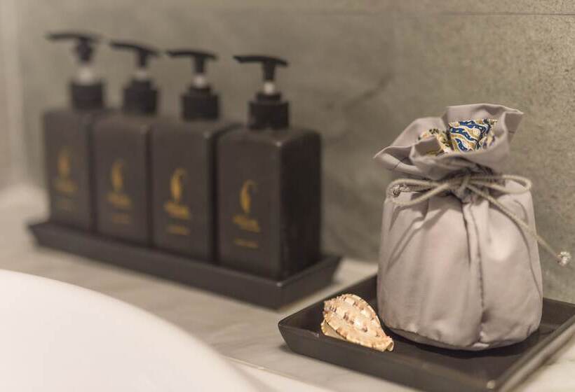 Deluxe-huone Poreallas, Aonang Princeville Villa Resort & Spa   Gha Wellhotel Halal Certified, Krabi, Thailand