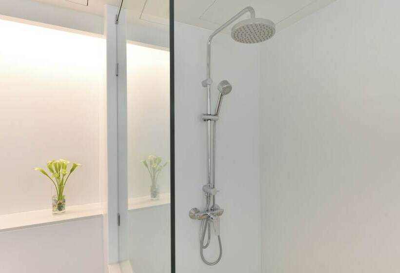 اتاق لوکس, Centre Point Plus Hotel Pratunam