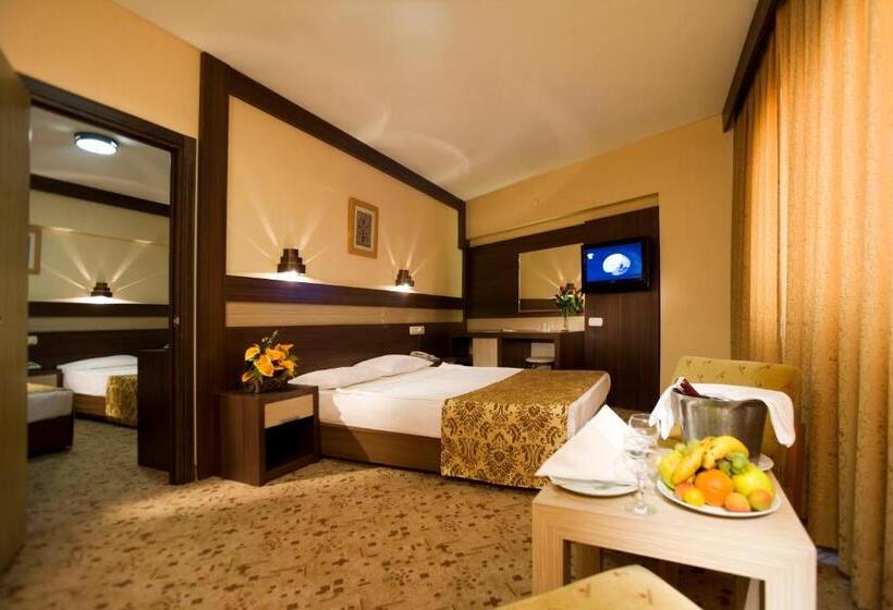 两卧家庭套房, Lonicera World