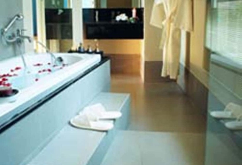 バルコニー付きデラックスルーム, Maya Koh Lanta Resort