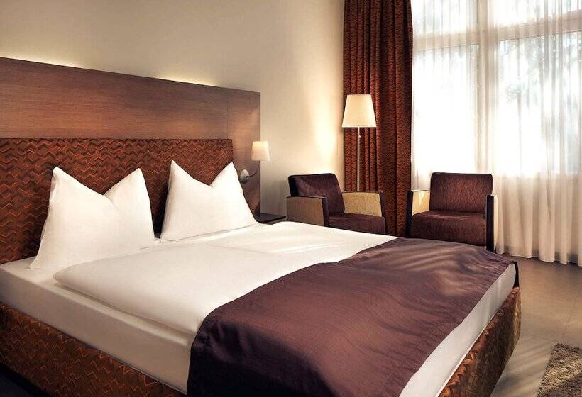 جناح جونيور, Mercure Graz City