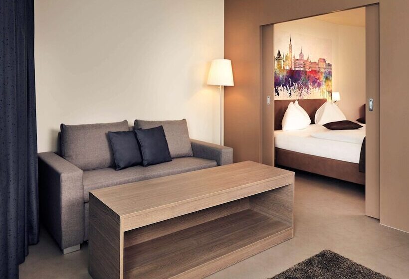 جناح جونيور, Mercure Graz City