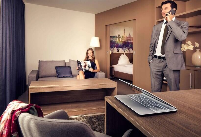 جناح جونيور, Mercure Graz City