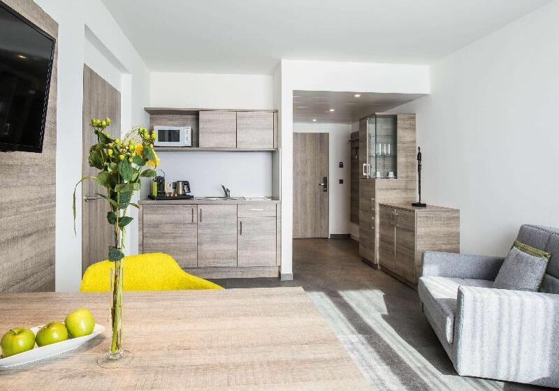 جناح إدارى, Mercure Graz City