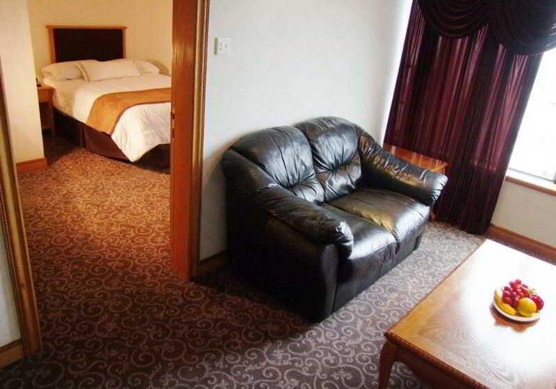 Четырехместный Номер Стандарт, Miramar