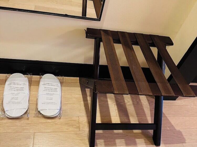 Номер Стандарт, Monterey La Soeur Osaka