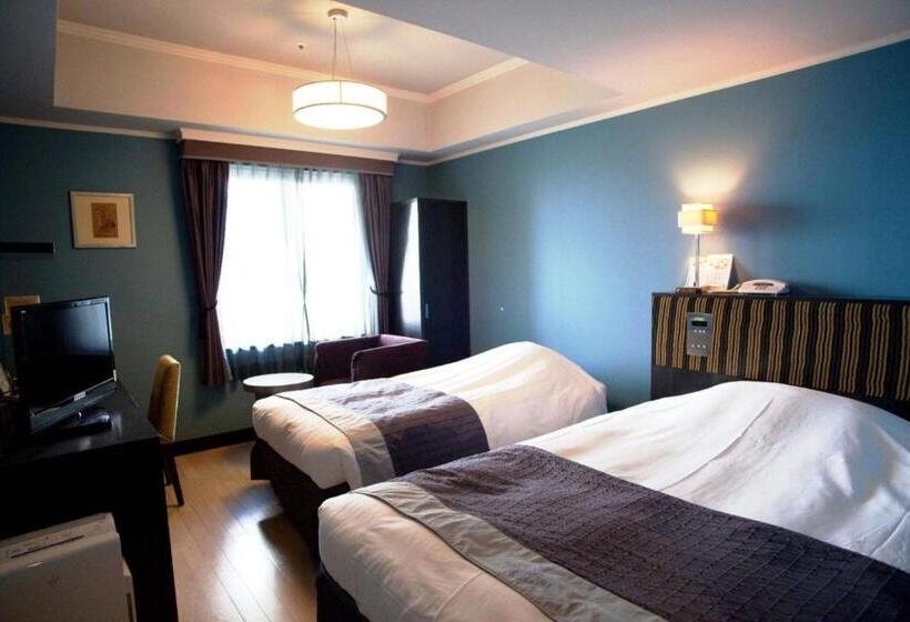 Студия Стандарт, Monterey La Soeur Osaka