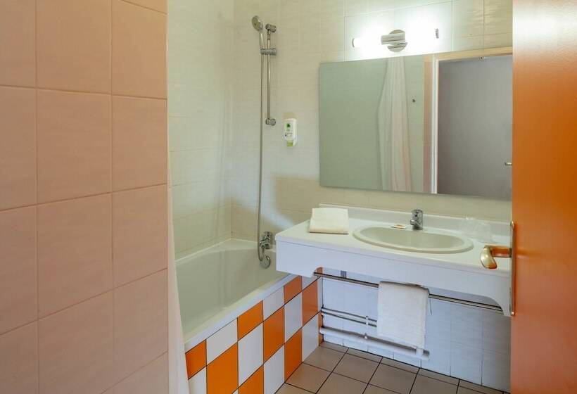 スーペリアールーム, Noemys Toulon La Valette   Hotel Restaurant Avec Piscine