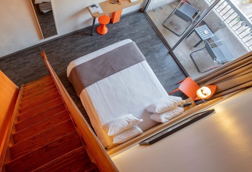 ファミリールーム, Noemys Toulon La Valette   Hotel Restaurant Avec Piscine