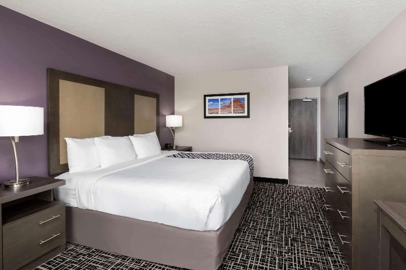 キングサイズベッドのスタンダードルーム, Palm Garden Hotel, Putrajaya, A Tribute Portfolio