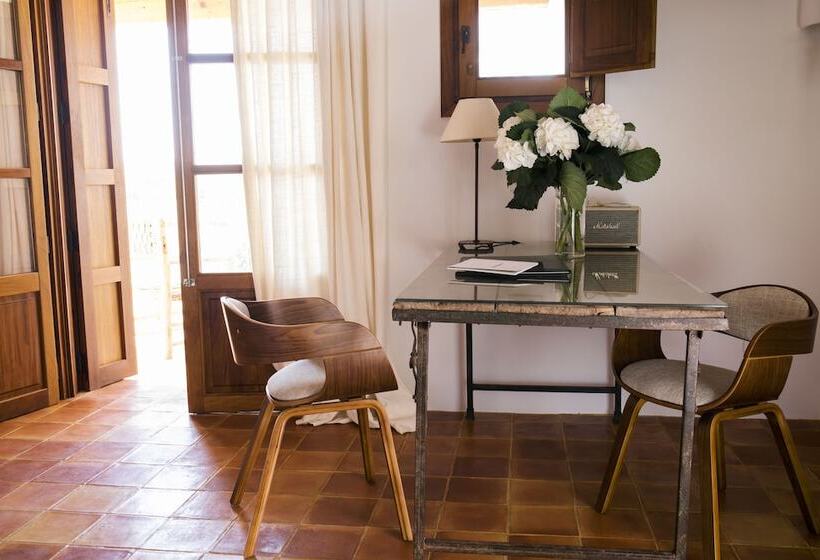 سوییت لوکس, Cas Gasi Boutique