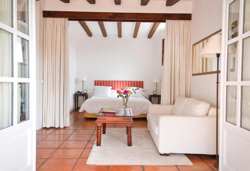 اتاق لوکس با تخت بزرگ, Cas Gasi Boutique